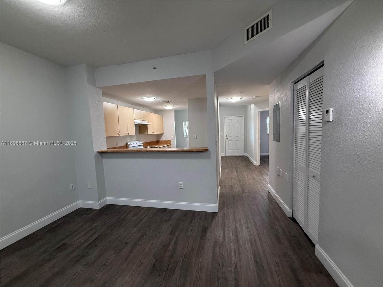 3452 Cypress Trl - Photo 1
