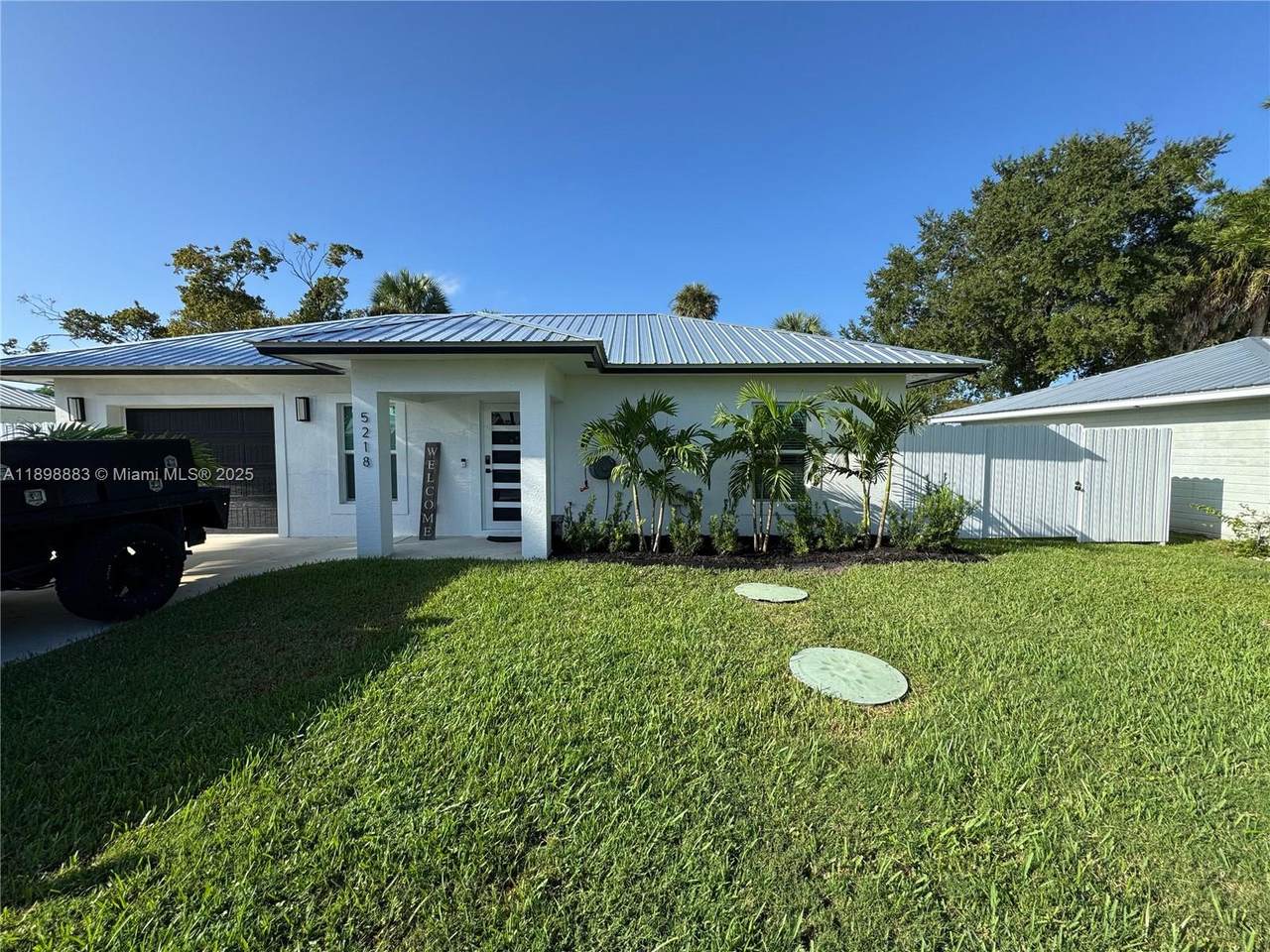 5218 Se 43 St - Photo 1
