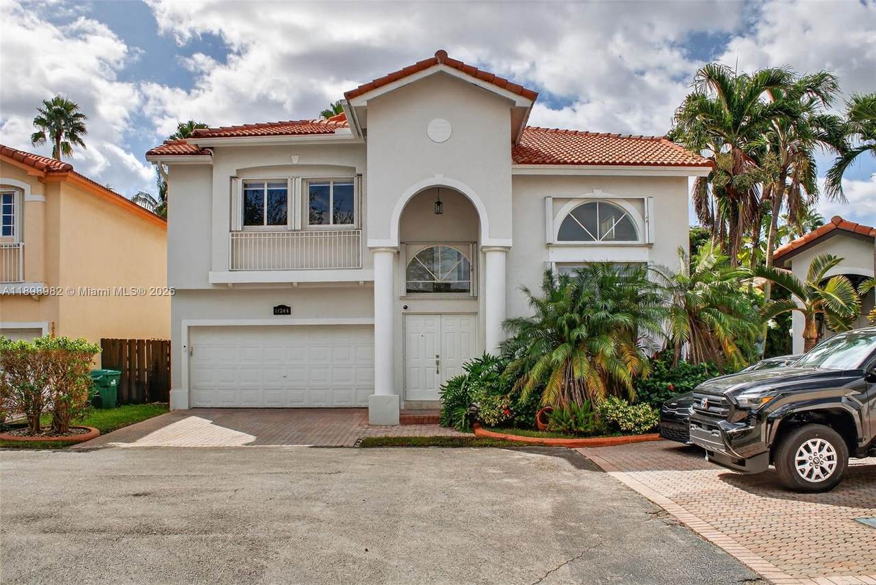 https://bt-photos.global.ssl.fastly.net/miami/1280_boomver_1_A11898982-2.jpg