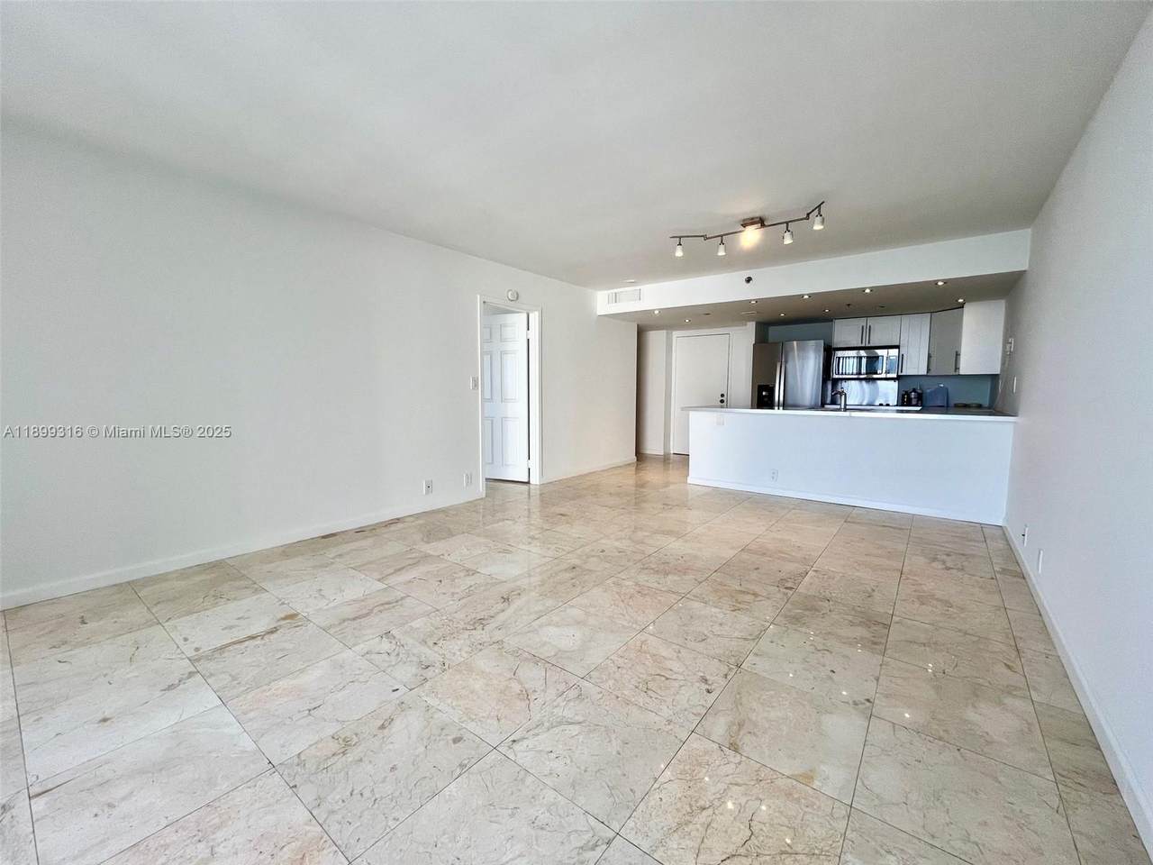 https://bt-photos.global.ssl.fastly.net/miami/1280_boomver_1_A11899316-2.jpg