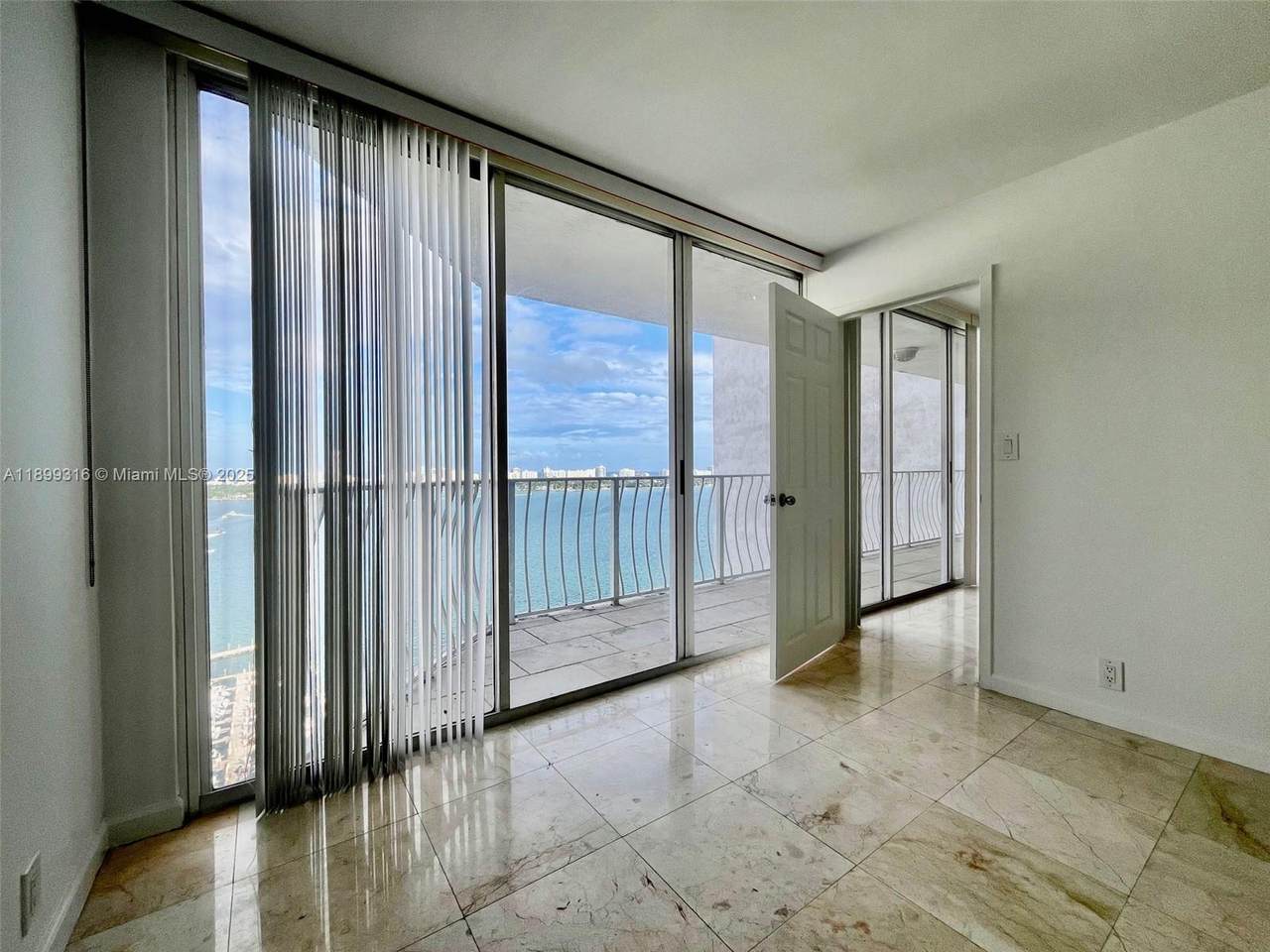https://bt-photos.global.ssl.fastly.net/miami/1280_boomver_1_A11899316-2.jpg