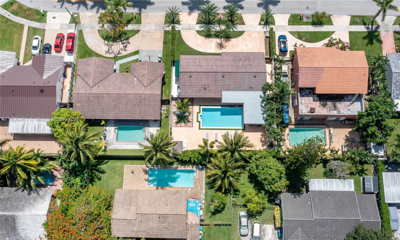 https://bt-photos.global.ssl.fastly.net/miami/1280_boomver_1_A11899461-2.jpg