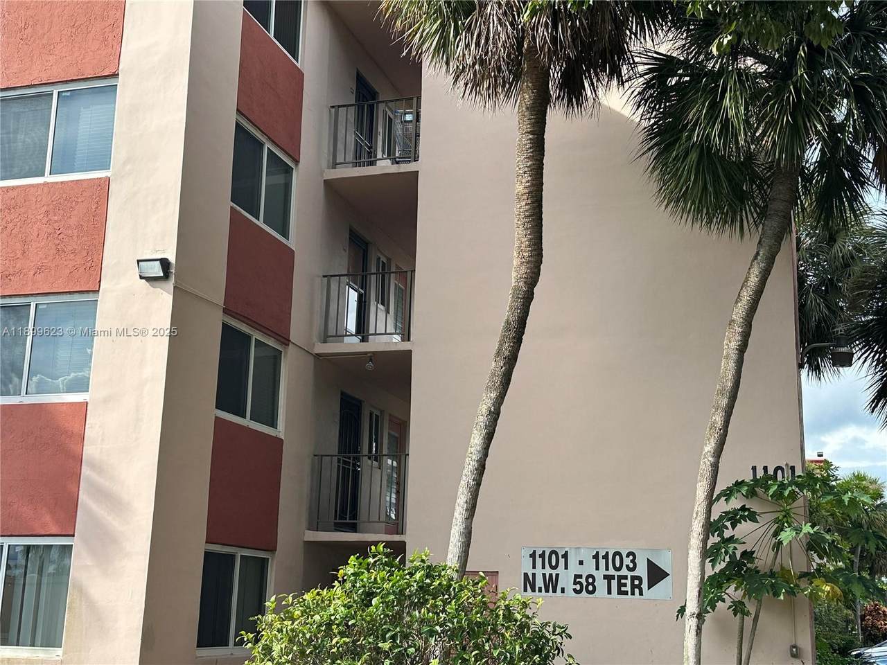 https://bt-photos.global.ssl.fastly.net/miami/1280_boomver_1_A11899623-2.jpg