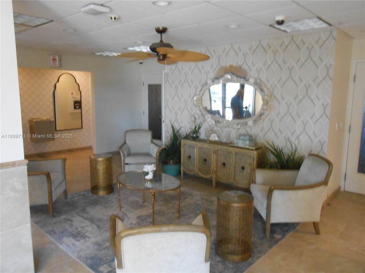 https://bt-photos.global.ssl.fastly.net/miami/1280_boomver_1_A11899771-2.jpg