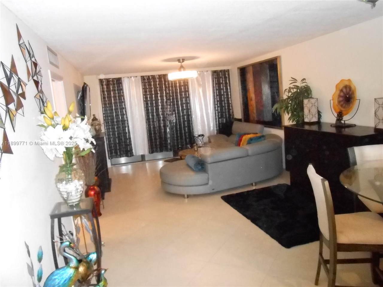 https://bt-photos.global.ssl.fastly.net/miami/1280_boomver_1_A11899771-2.jpg