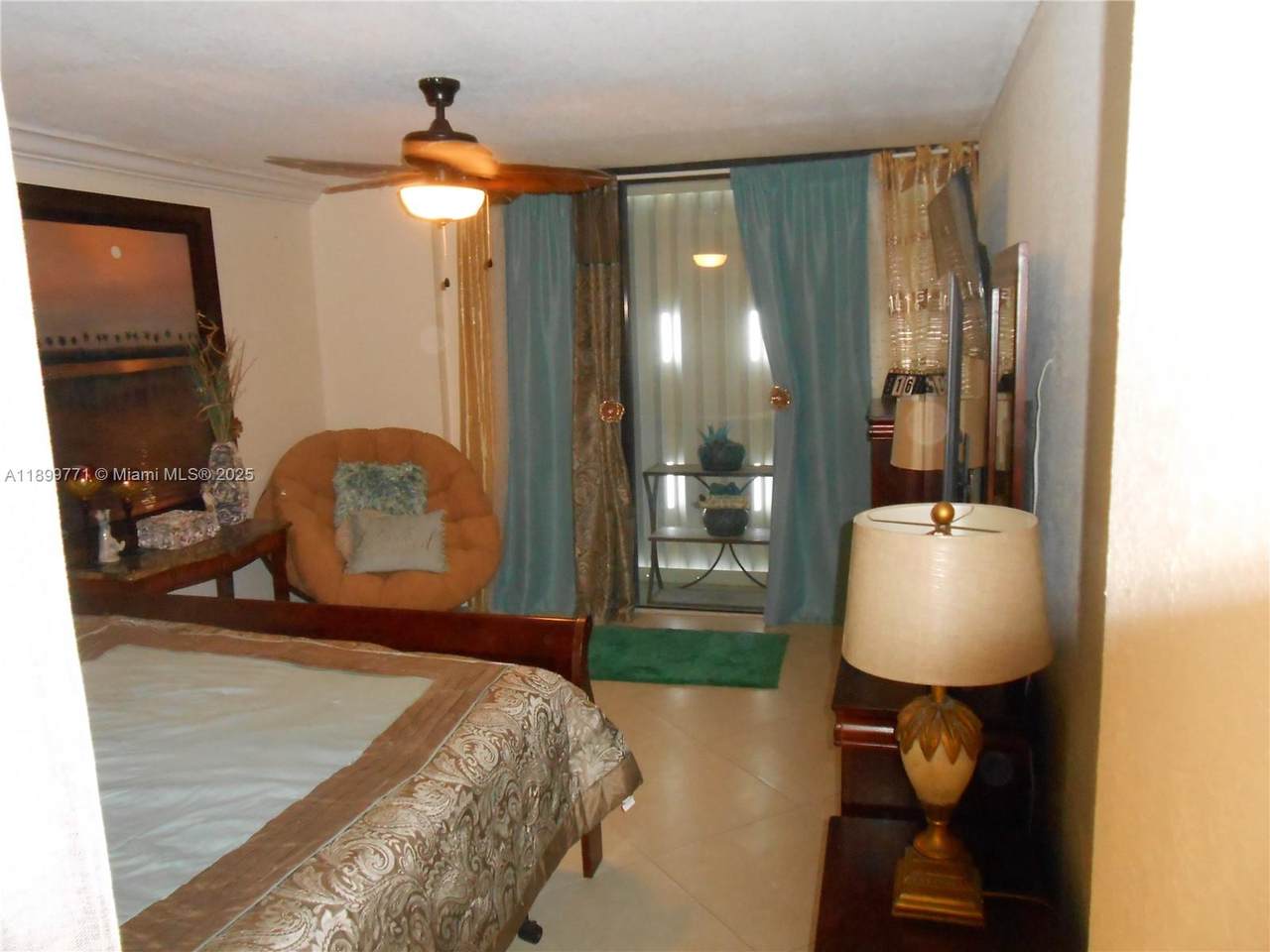 https://bt-photos.global.ssl.fastly.net/miami/1280_boomver_1_A11899771-2.jpg
