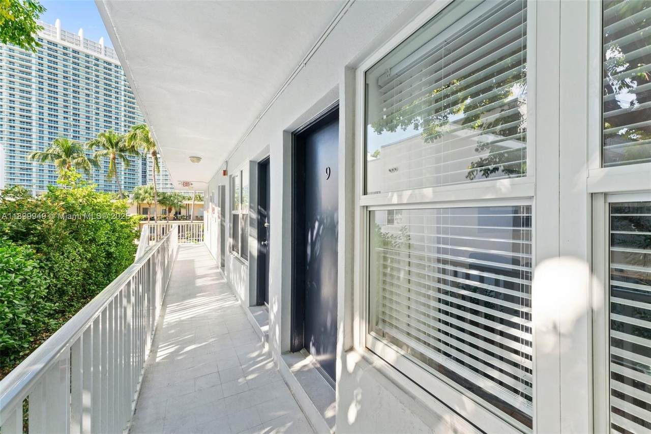 https://bt-photos.global.ssl.fastly.net/miami/1280_boomver_1_A11899949-2.jpg