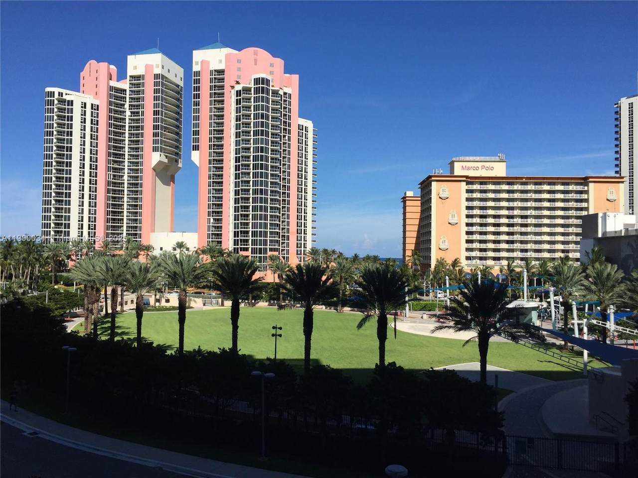 https://bt-photos.global.ssl.fastly.net/miami/1280_boomver_1_A11900034-2.jpg