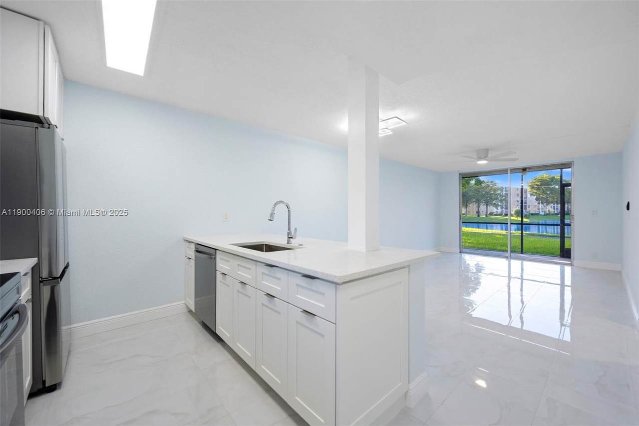 https://bt-photos.global.ssl.fastly.net/miami/1280_boomver_1_A11900406-2.jpg