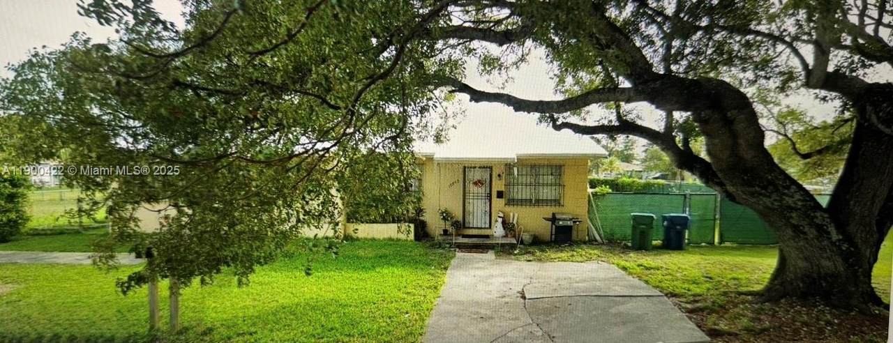 10552 174th Ter - Photo 1