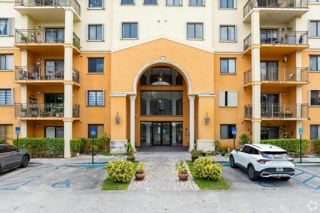 9340 Fontainebleau Blvd - Photo 1