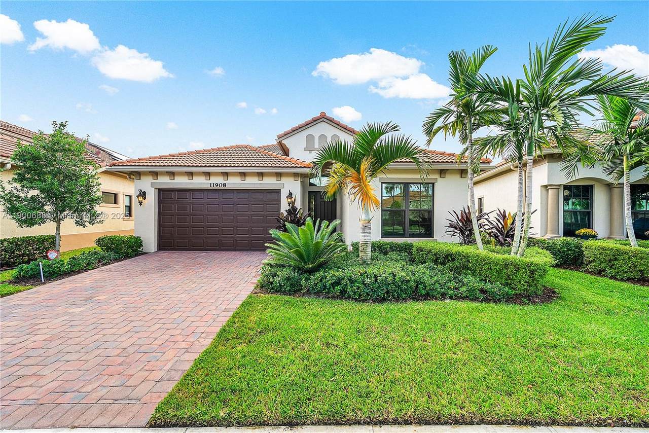 11908 Fortress Run - Photo 1