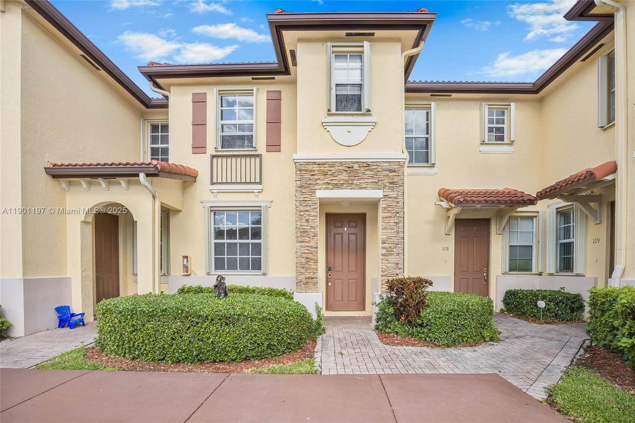 1490 33rd Ave - Photo 1