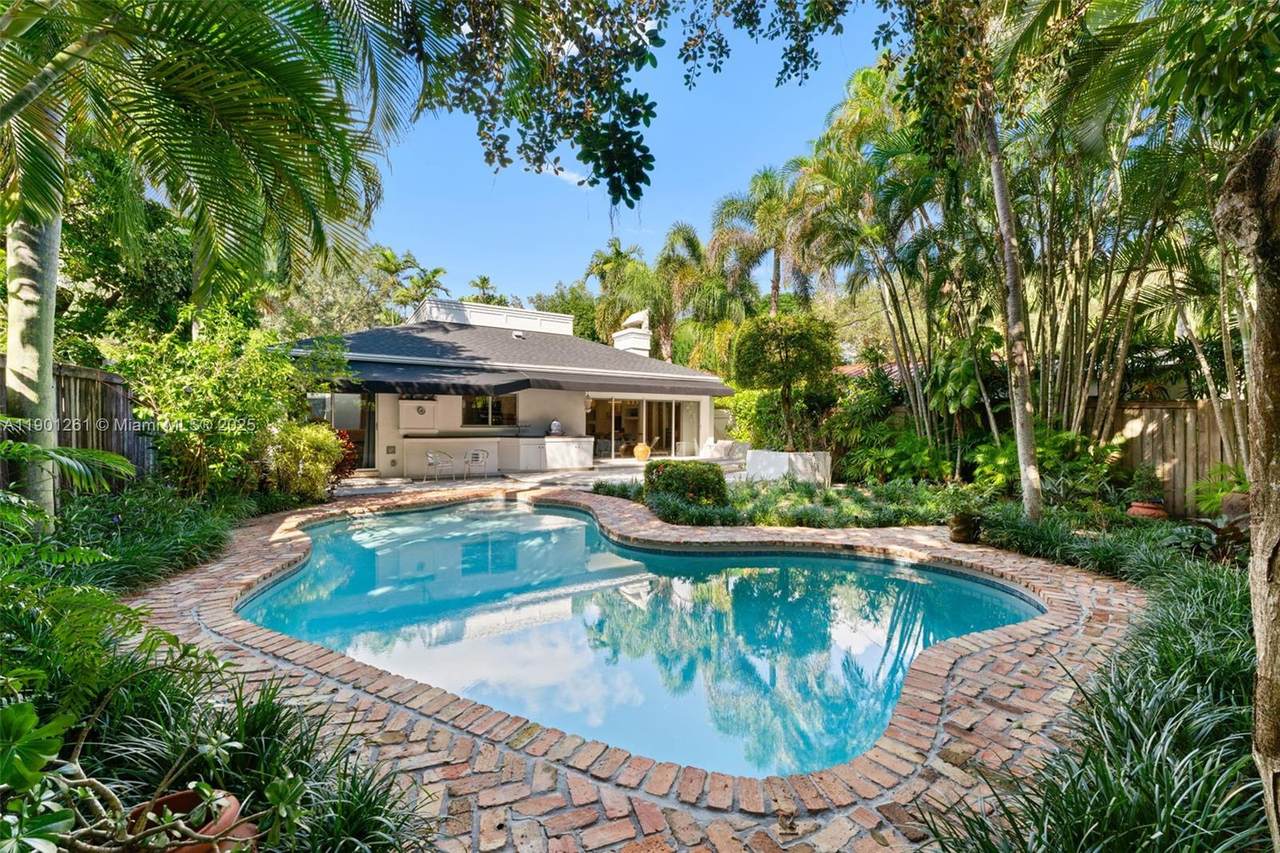 4110 El Prado Blvd - Photo 1