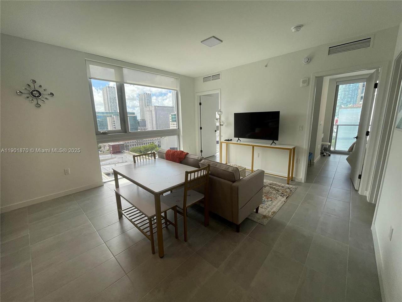 https://bt-photos.global.ssl.fastly.net/miami/1280_boomver_1_A11901870-2.jpg
