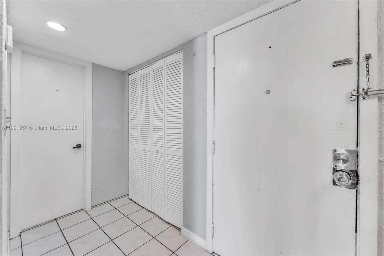 https://bt-photos.global.ssl.fastly.net/miami/1280_boomver_1_A11901957-2.jpg