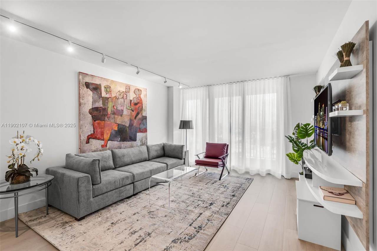 1500 Ocean Dr - Photo 1