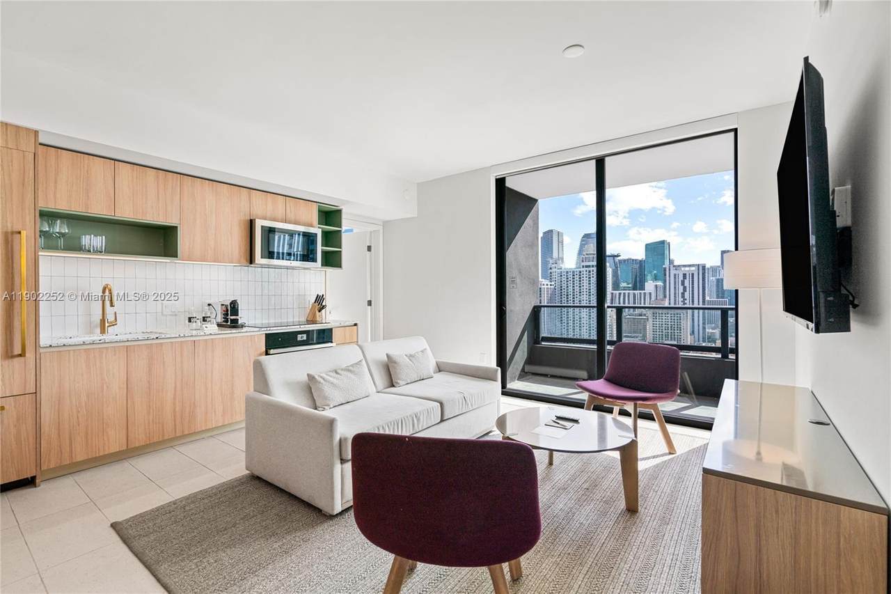 159 6th St - Photo 1