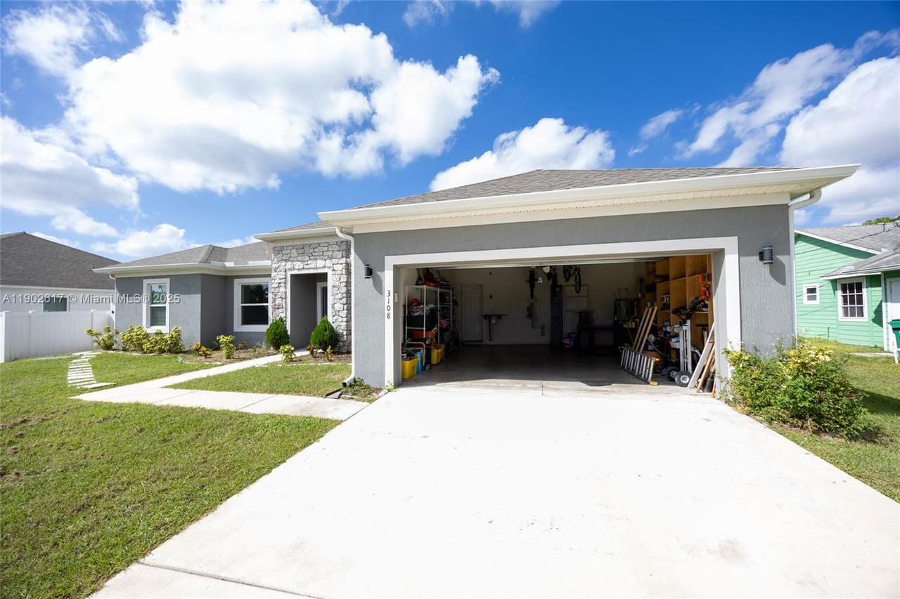 https://bt-photos.global.ssl.fastly.net/miami/1280_boomver_1_A11902617-2.jpg