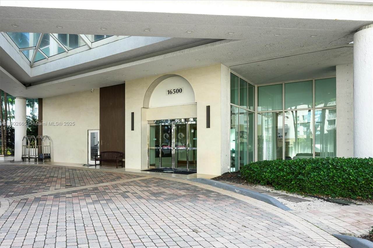 https://bt-photos.global.ssl.fastly.net/miami/1280_boomver_1_A11902665-2.jpg