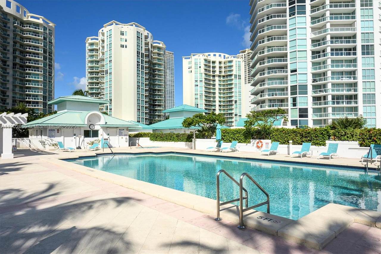 https://bt-photos.global.ssl.fastly.net/miami/1280_boomver_1_A11902665-2.jpg