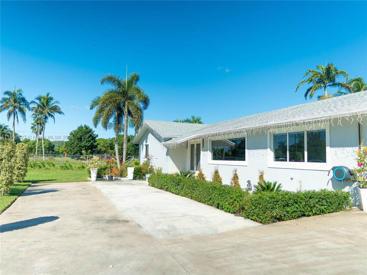 https://bt-photos.global.ssl.fastly.net/miami/1280_boomver_1_A11903527-2.jpg
