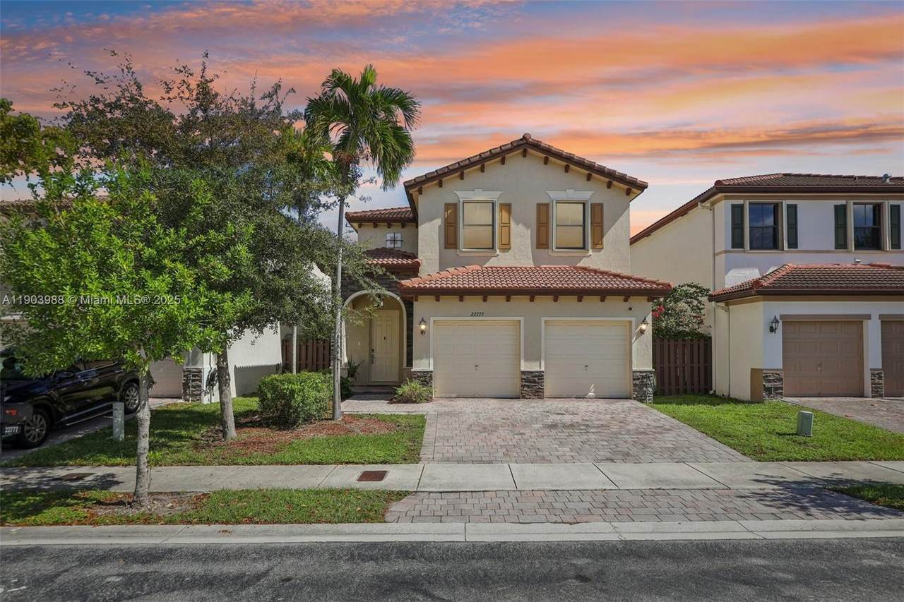 22777 93rd Ct - Photo 1