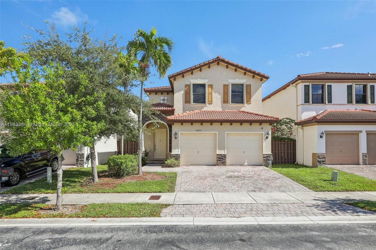 https://bt-photos.global.ssl.fastly.net/miami/1280_boomver_1_A11903988-2.jpg