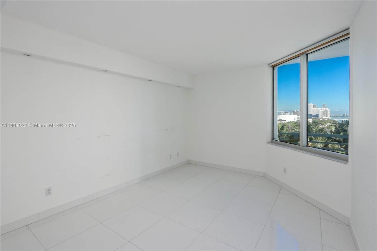 https://bt-photos.global.ssl.fastly.net/miami/1280_boomver_1_A11904022-2.jpg