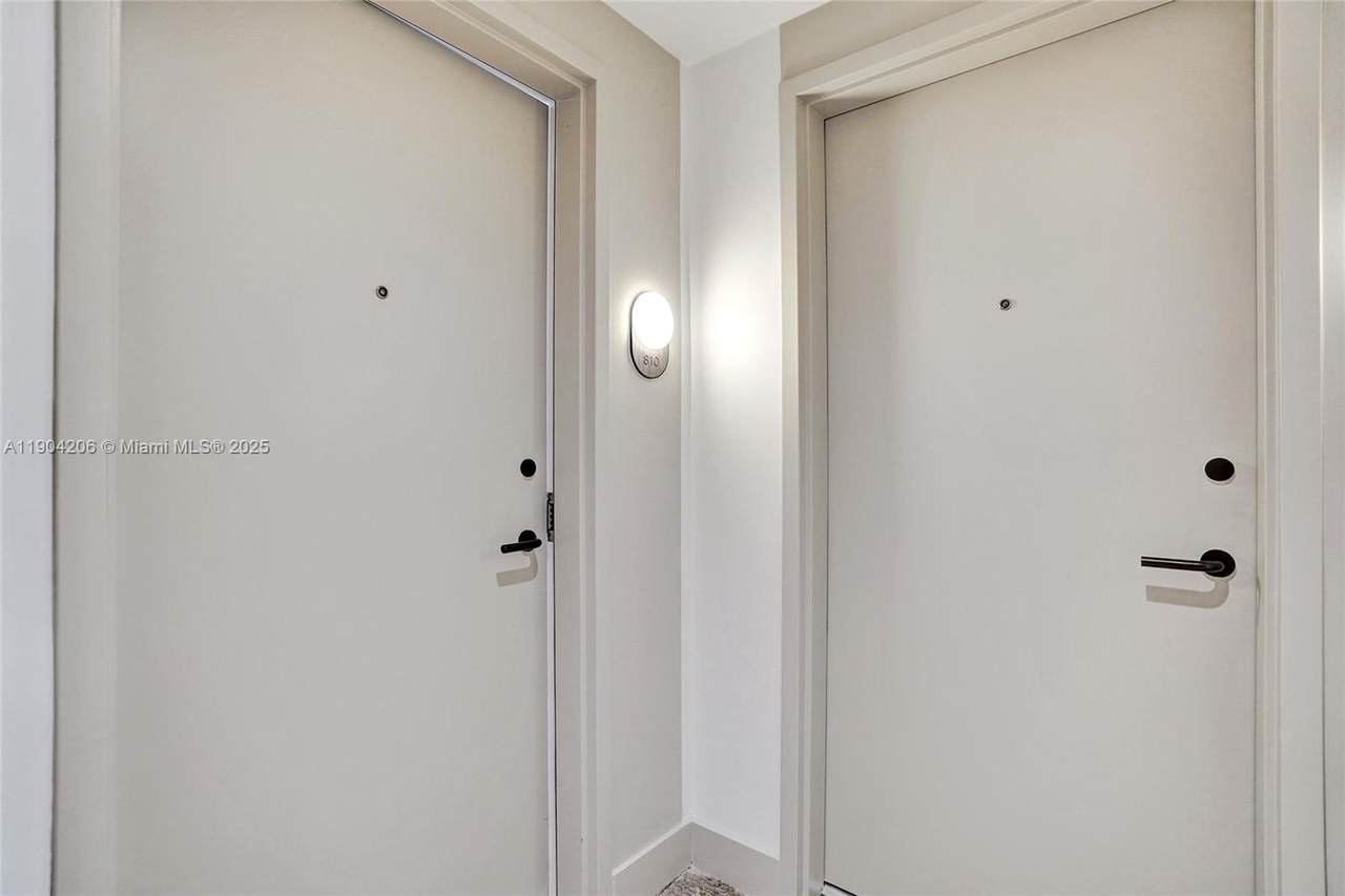 https://bt-photos.global.ssl.fastly.net/miami/1280_boomver_1_A11904206-2.jpg