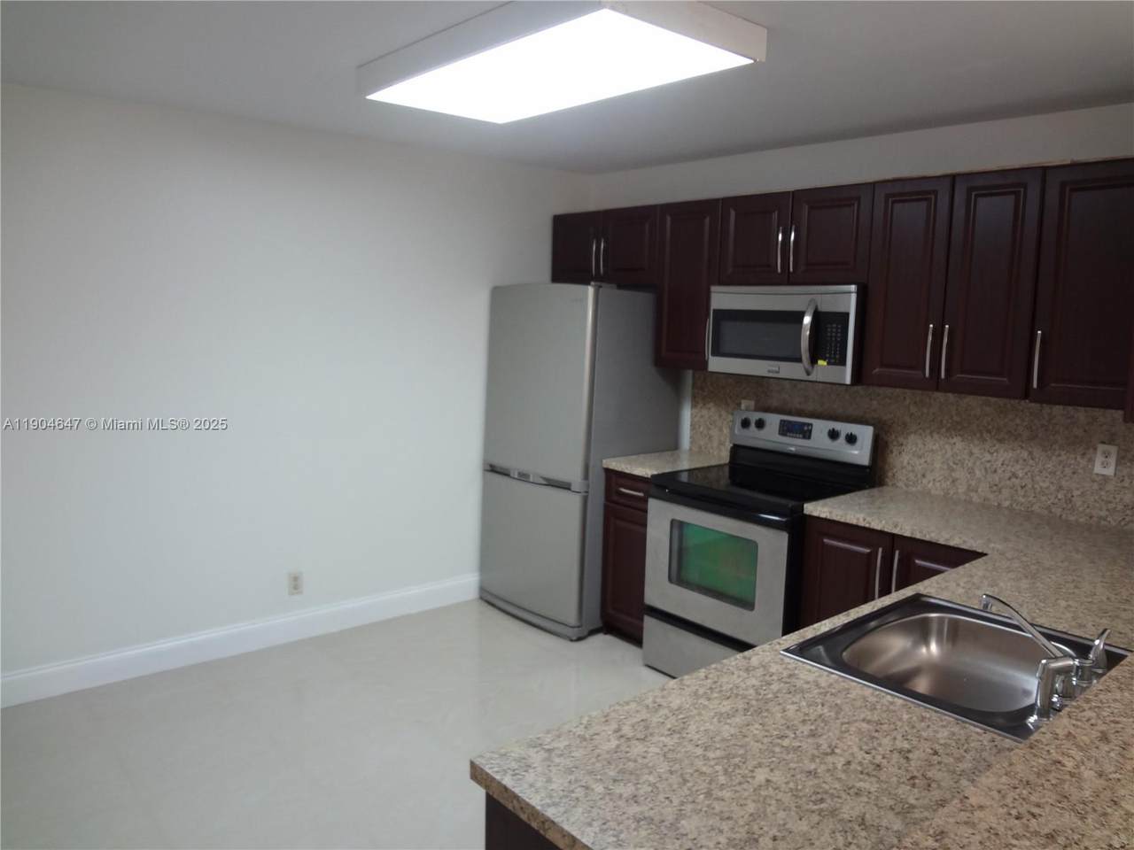10125 Sunrise Blvd - Photo 1