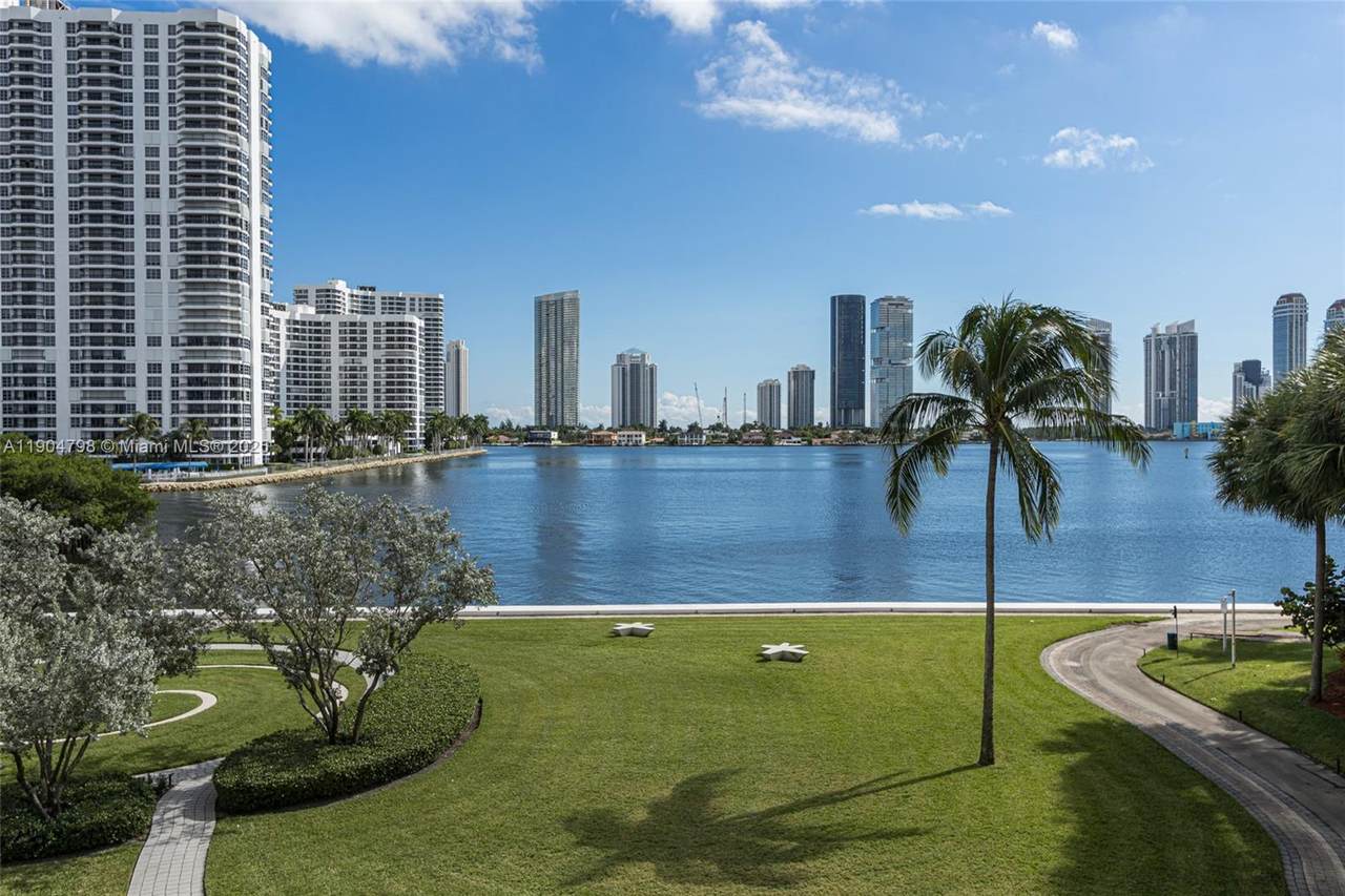 https://bt-photos.global.ssl.fastly.net/miami/1280_boomver_1_A11904798-2.jpg