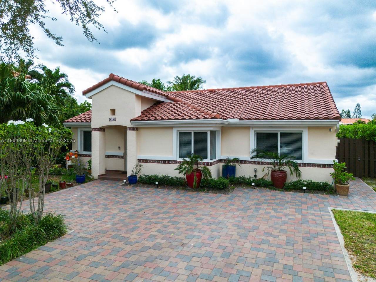 4250 149th Ct - Photo 1