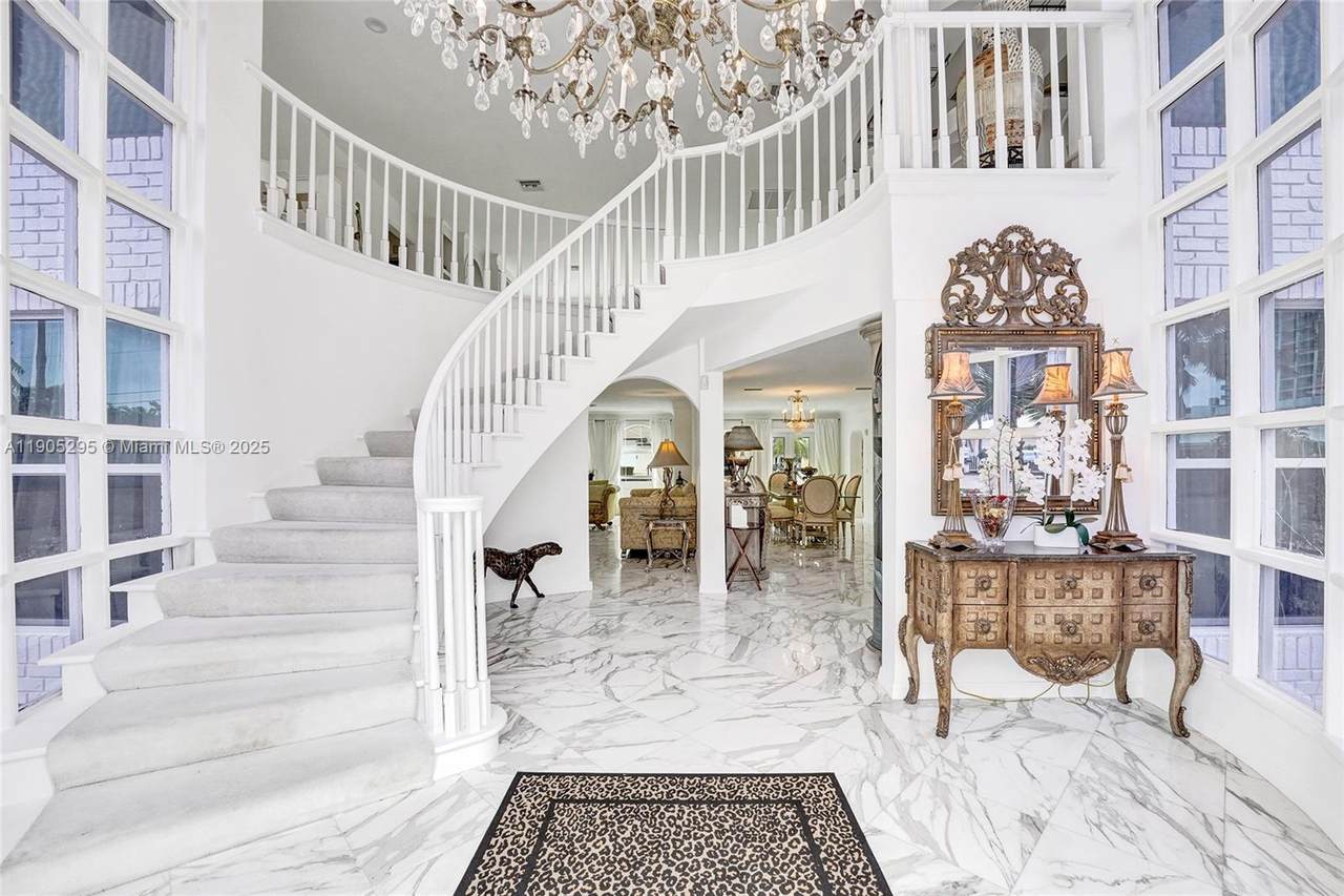 2889 35th St - Photo 1