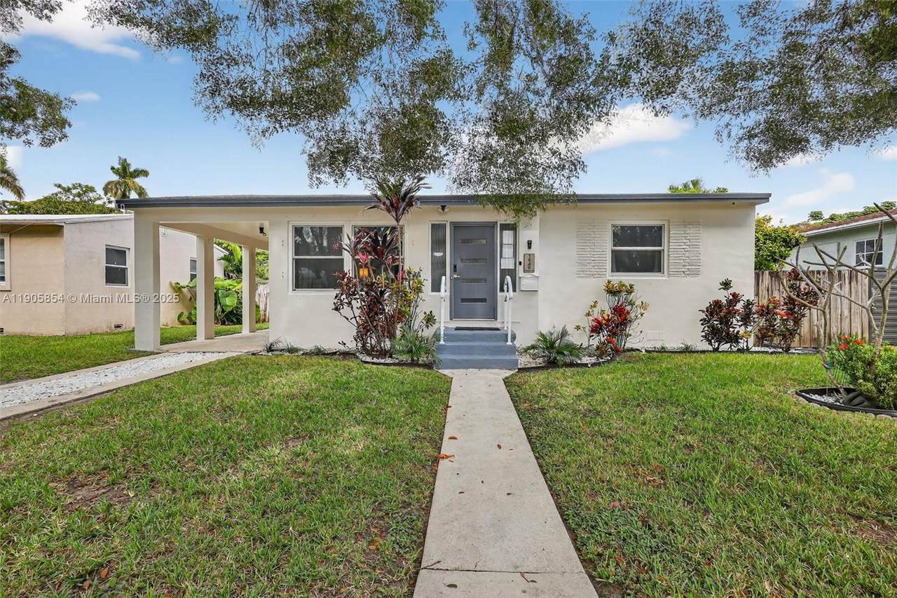 1949 Wiley St - Photo 1