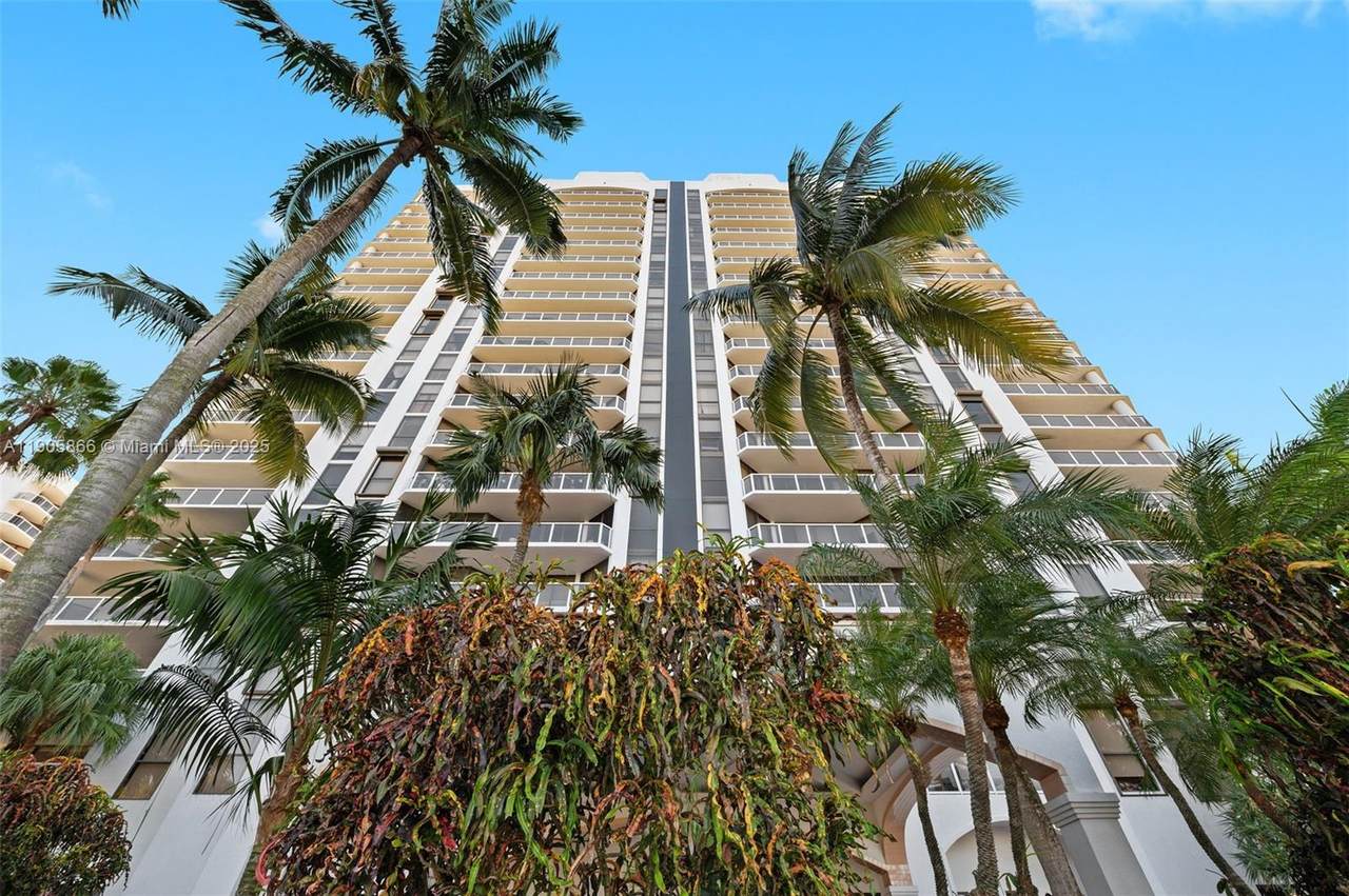 https://bt-photos.global.ssl.fastly.net/miami/1280_boomver_1_A11905866-2.jpg