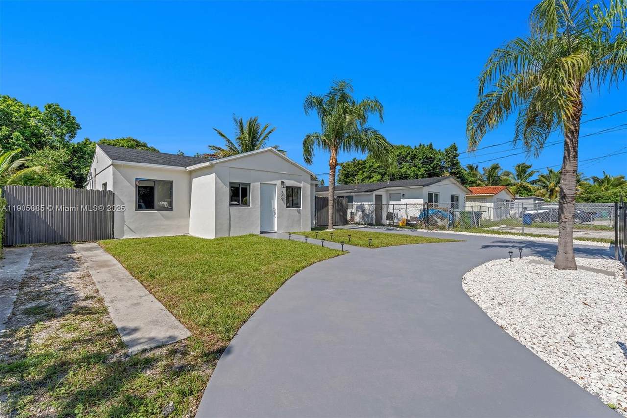 889 102nd St - Photo 1