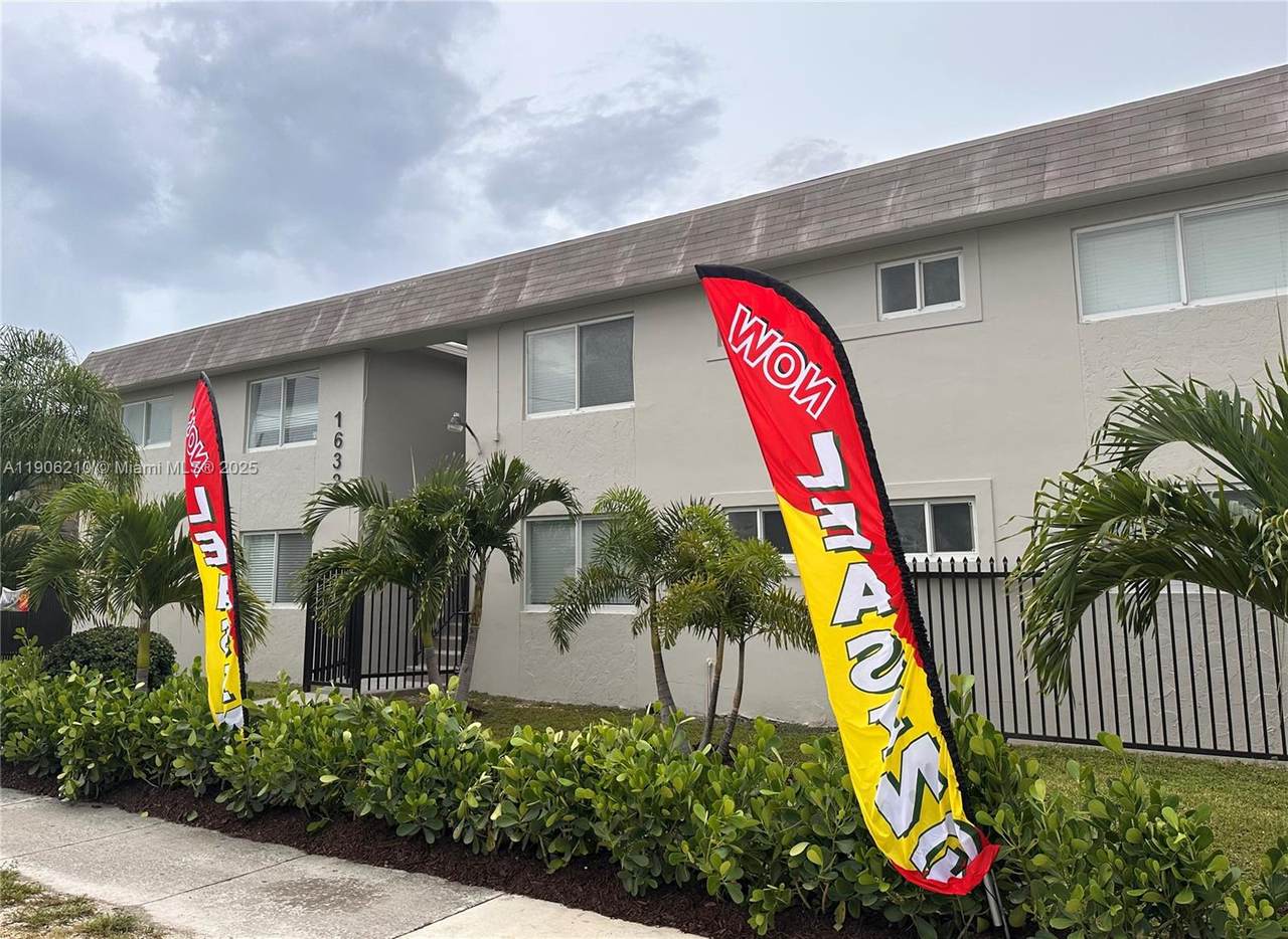 1632 16th Ter - Photo 1