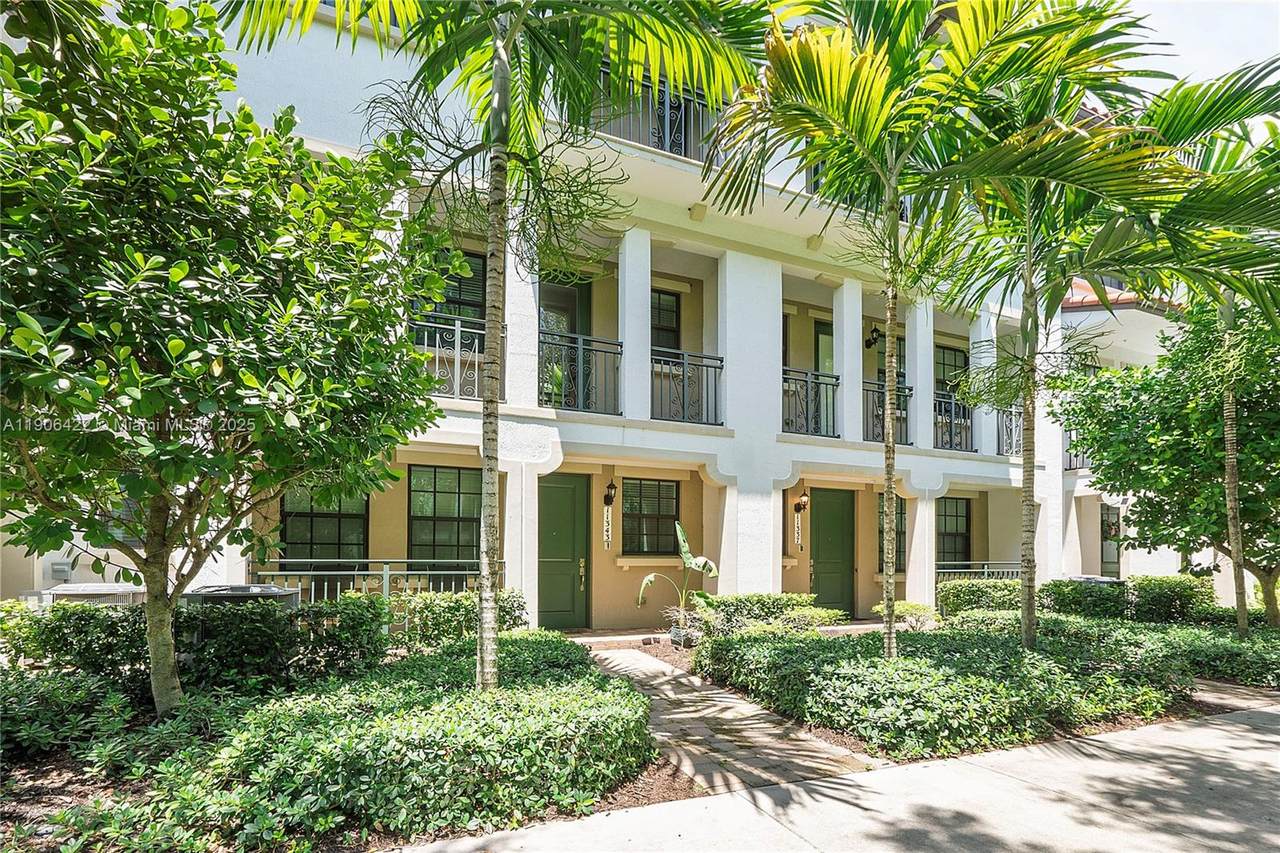 11343 14th St - Photo 1