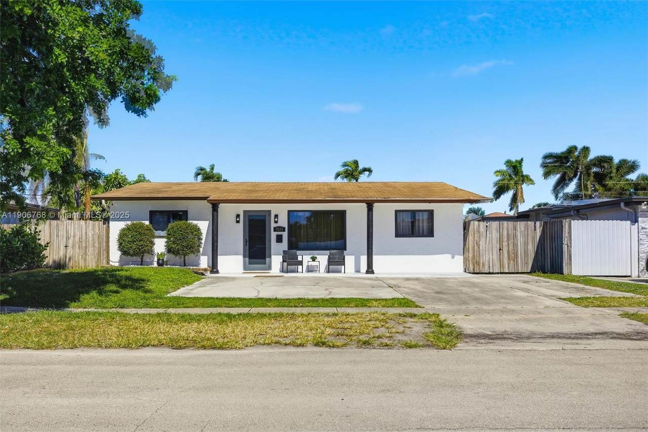7511 Taylor St - Photo 1