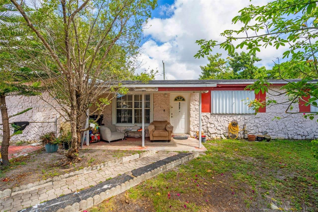 1271 211th St - Photo 1