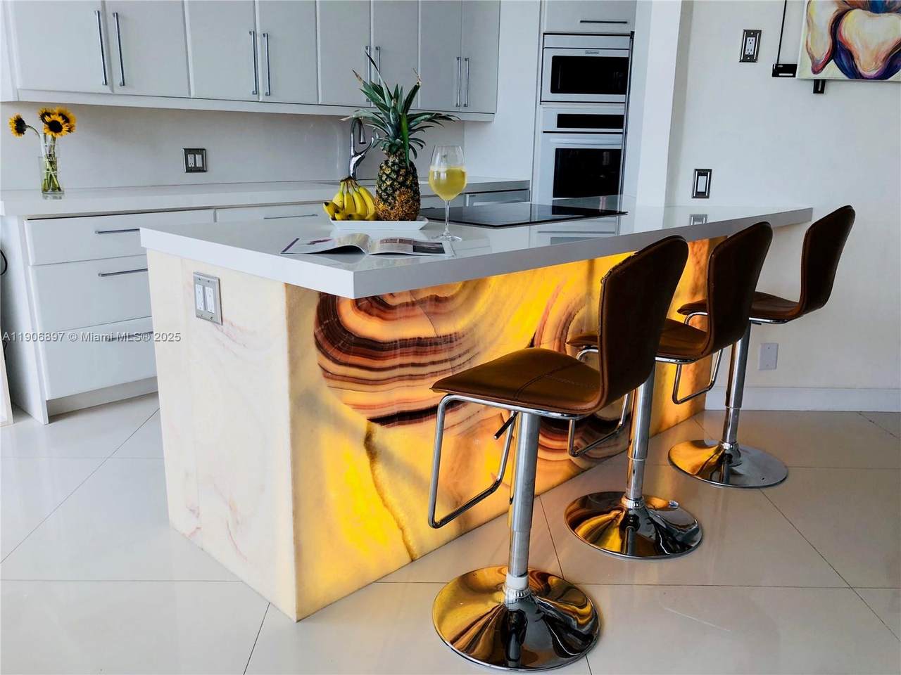 3610 Yacht Club Dr - Photo 1