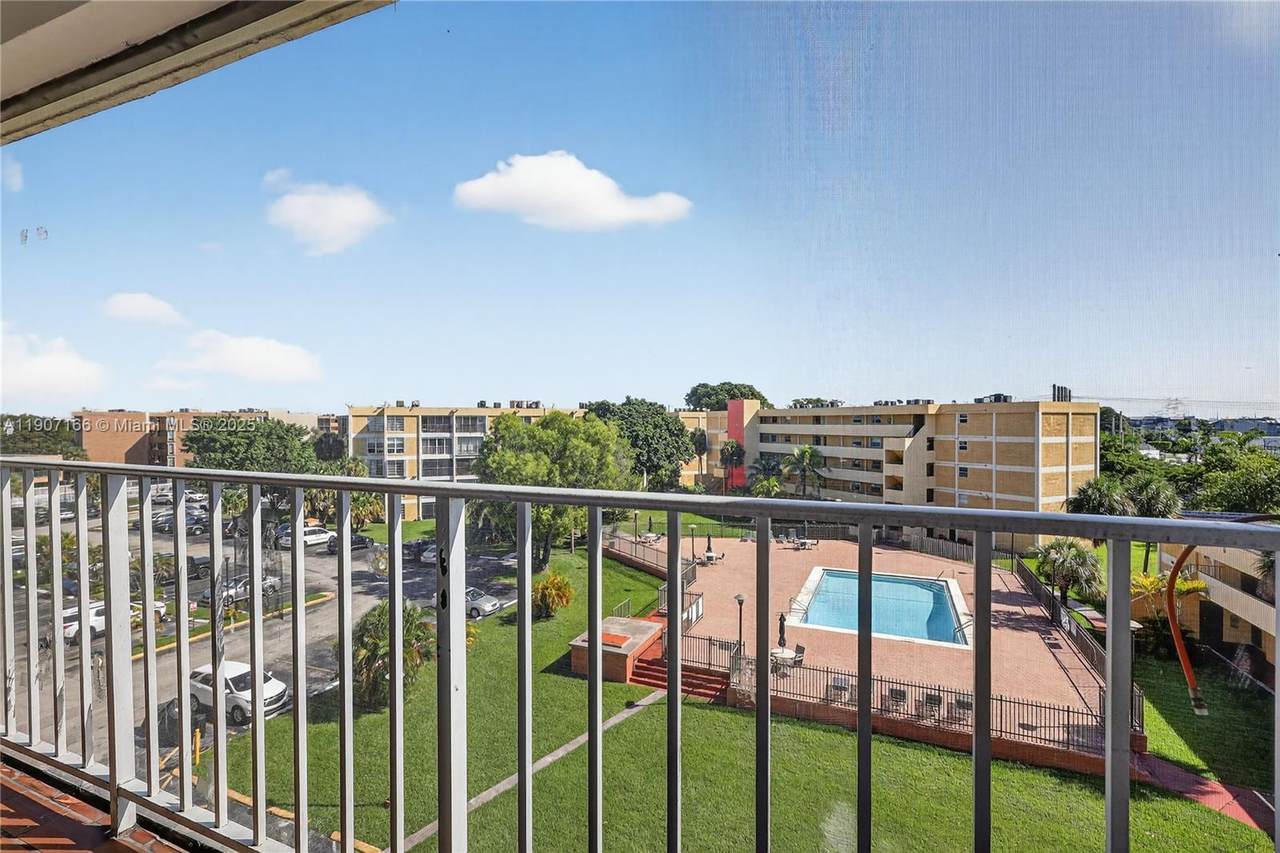 9210 Fontainebleau Blvd - Photo 1