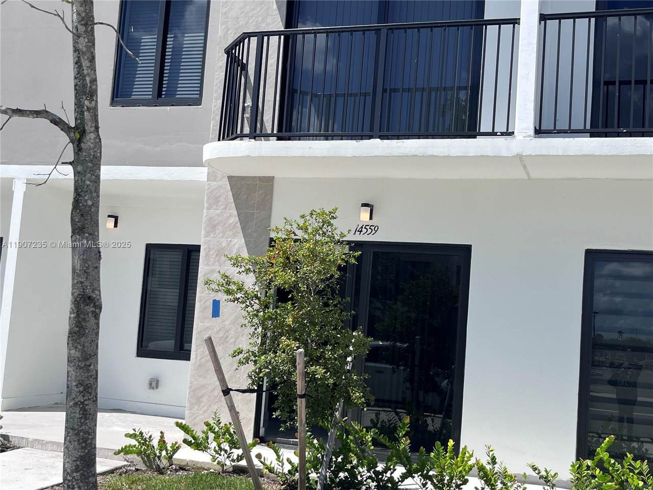 14559 261st St - Photo 1