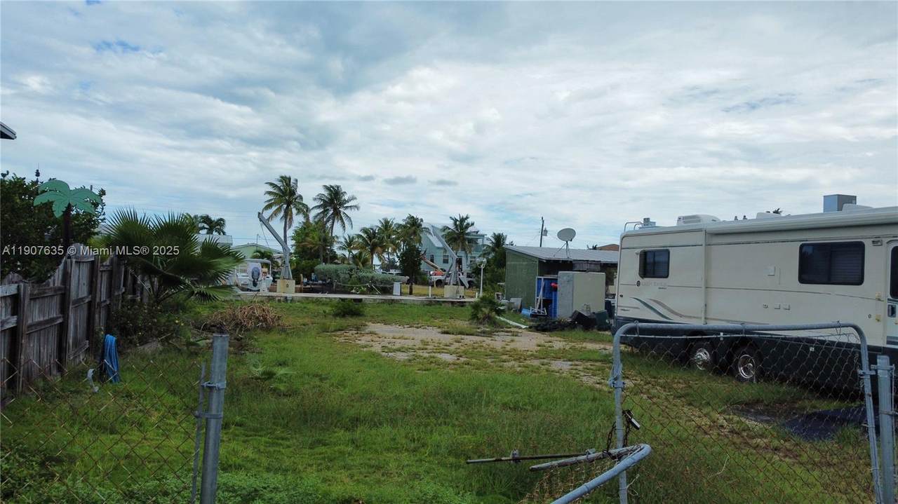 https://bt-photos.global.ssl.fastly.net/miami/1280_boomver_1_A11907635-2.jpg