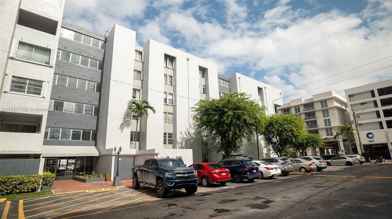 750 43rd Ave - Photo 1