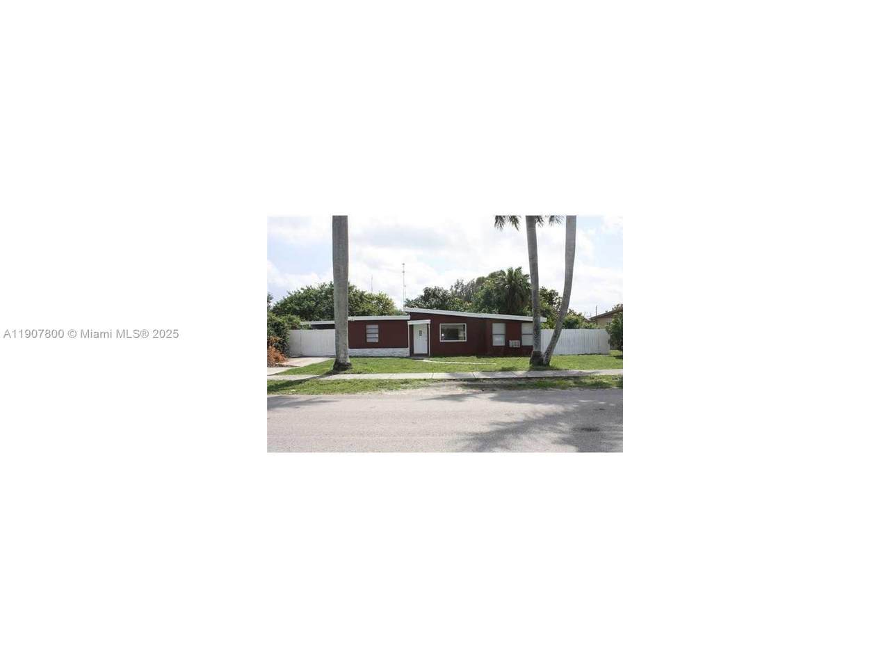 102 Miami Gardens Rd - Photo 1