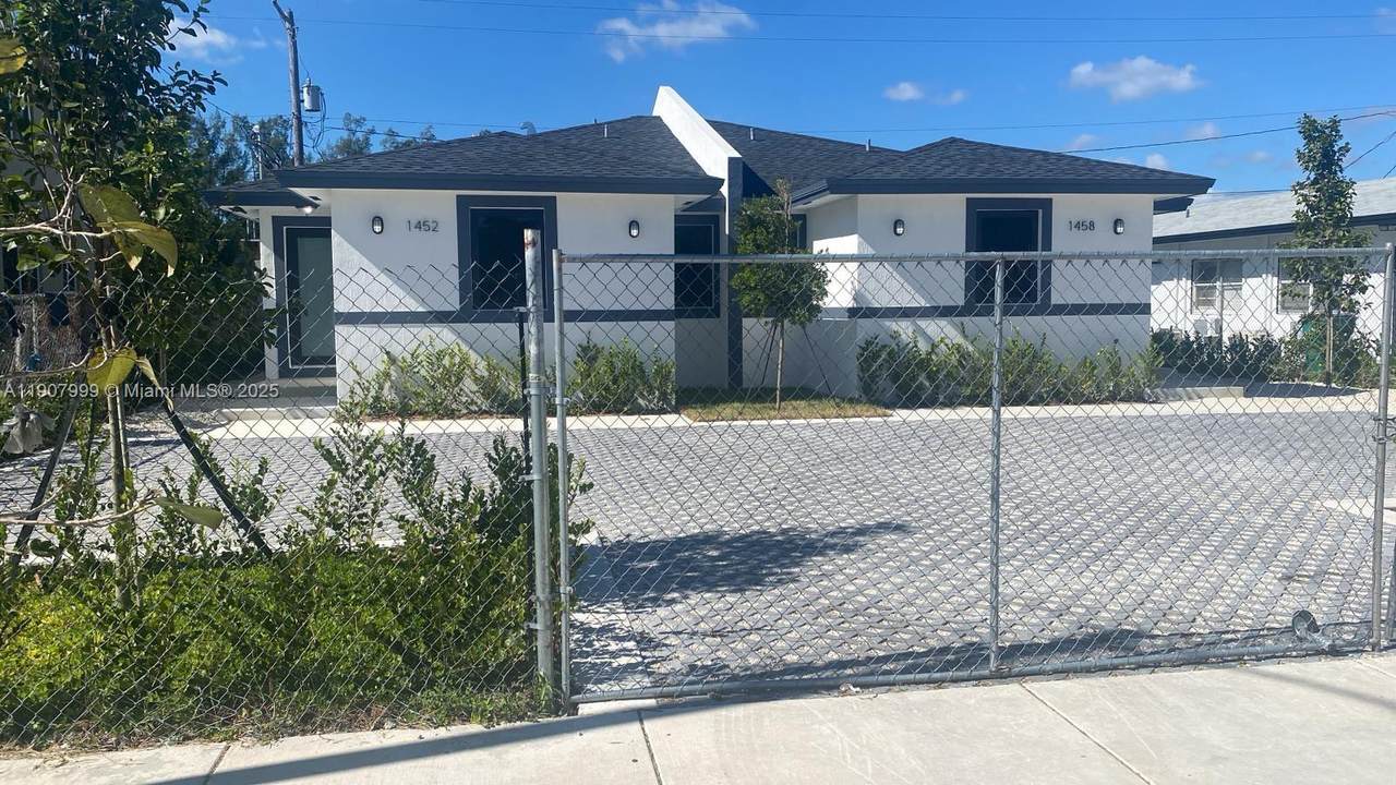 1452-1458 1st Court - Photo 1