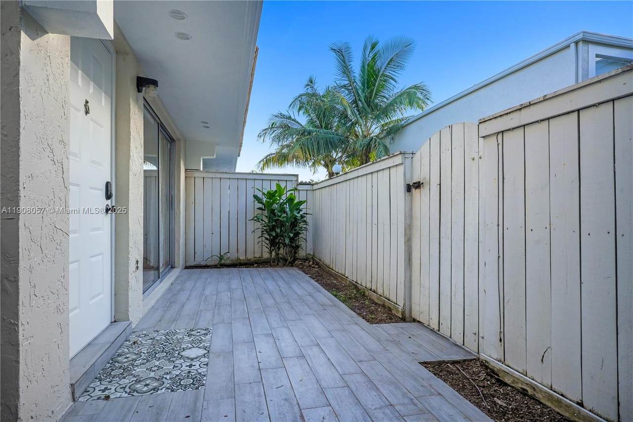 6835 45th Ln - Photo 1