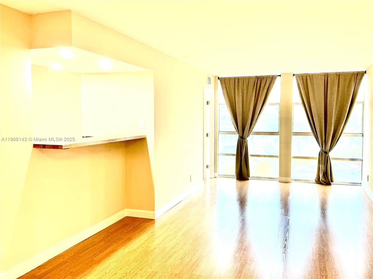 801 Three Islands Blv - Photo 1